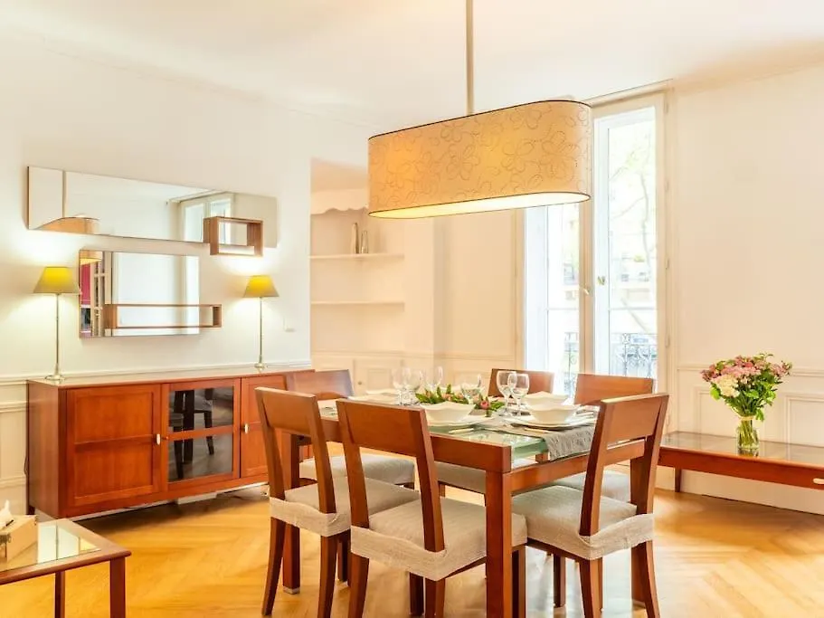 Appartement Haussmannien Auteuil Párizs 0*,  Franciaország