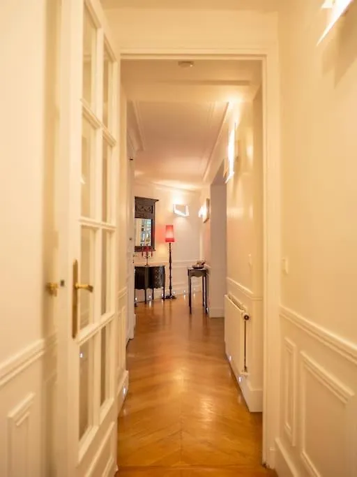 Apartment Appartement Haussmannien Auteuil Paris France